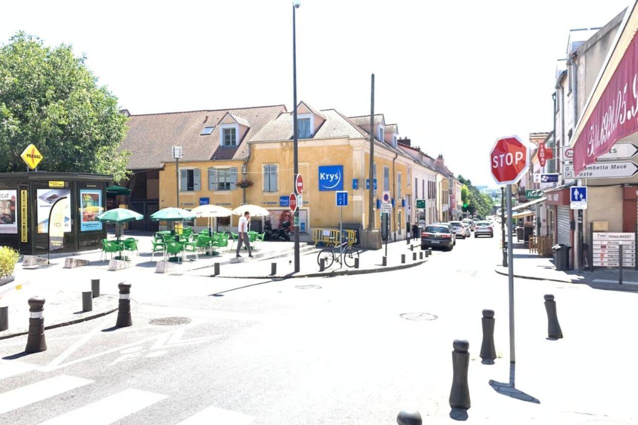 M12 - Le Vieux Massyrer600Morly20 Minnetflixneuf Massy  Bagian luar foto